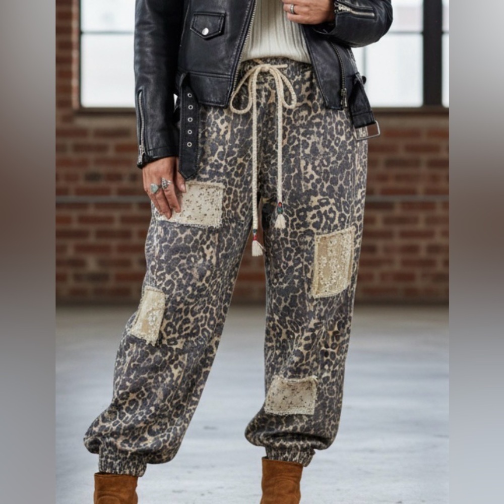 NWT POL Leopard Animal Cheetah Print Patchwork Floral Crochet Patch Jogger Pants - Picture 11 of 12